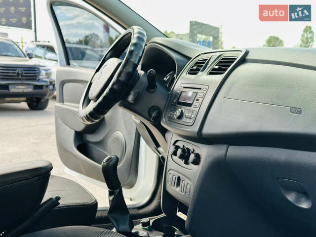 Белый Рено Логан, объемом двигателя 1.46 л и пробегом 151 тыс. км за 6600 $, фото 22 на Automoto.ua