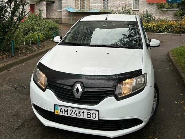 Білий Рено Логан, об'ємом двигуна 1.15 л та пробігом 353 тис. км за 3600 $, фото 19 на Automoto.ua