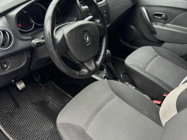 Белый Рено Логан, объемом двигателя 1.1 л и пробегом 360 тыс. км за 3300 $, фото 8 на Automoto.ua