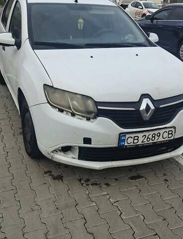 Белый Рено Логан, объемом двигателя 1.2 л и пробегом 450 тыс. км за 3000 $, фото 2 на Automoto.ua