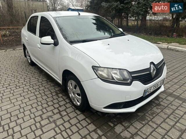 Белый Рено Логан, объемом двигателя 1.15 л и пробегом 220 тыс. км за 5300 $, фото 5 на Automoto.ua