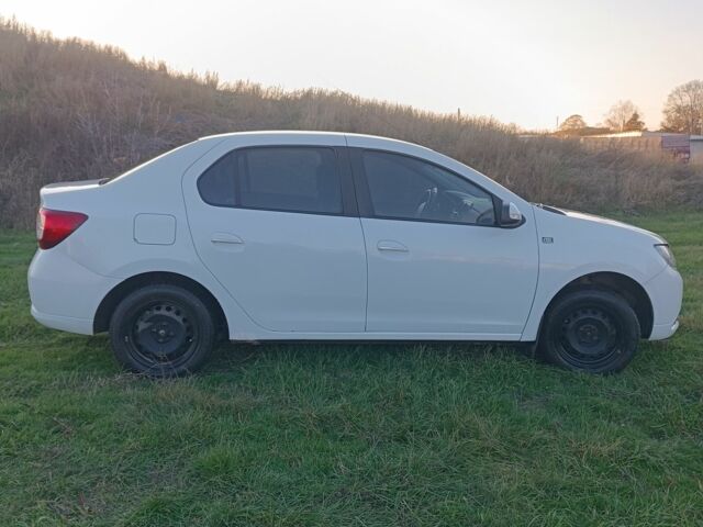 Белый Рено Логан, объемом двигателя 1.1 л и пробегом 180 тыс. км за 6000 $, фото 7 на Automoto.ua