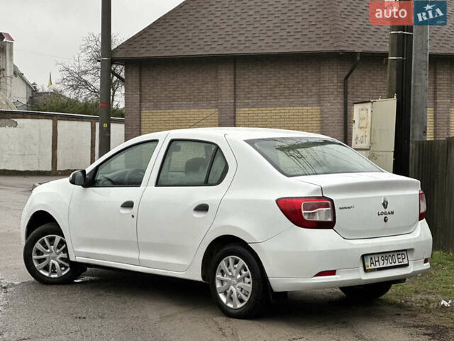 Білий Рено Логан, об'ємом двигуна 1.2 л та пробігом 277 тис. км за 4500 $, фото 7 на Automoto.ua