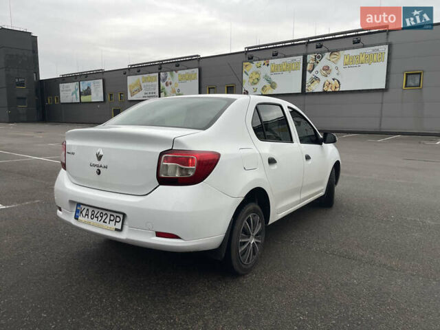 Білий Рено Логан, об'ємом двигуна 1.46 л та пробігом 230 тис. км за 4950 $, фото 3 на Automoto.ua