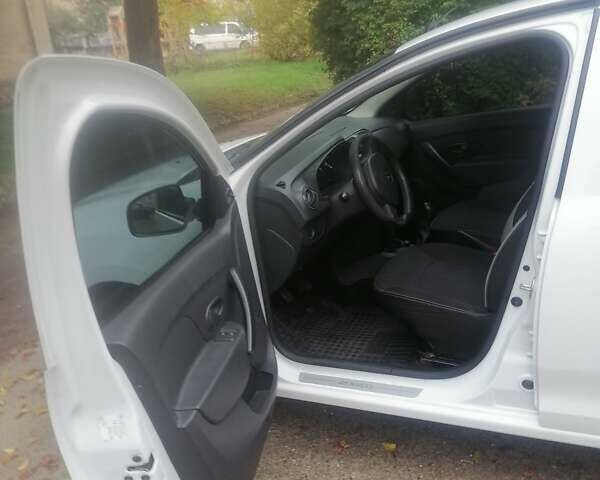 Білий Рено Логан, об'ємом двигуна 1.46 л та пробігом 230 тис. км за 4900 $, фото 14 на Automoto.ua