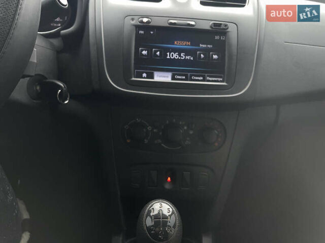 Білий Рено Логан, об'ємом двигуна 1.46 л та пробігом 230 тис. км за 4950 $, фото 12 на Automoto.ua