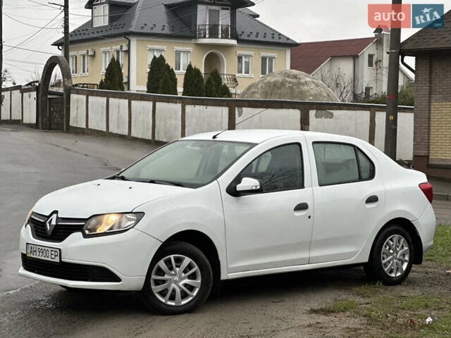 Білий Рено Логан, об'ємом двигуна 1.2 л та пробігом 277 тис. км за 4500 $, фото 3 на Automoto.ua