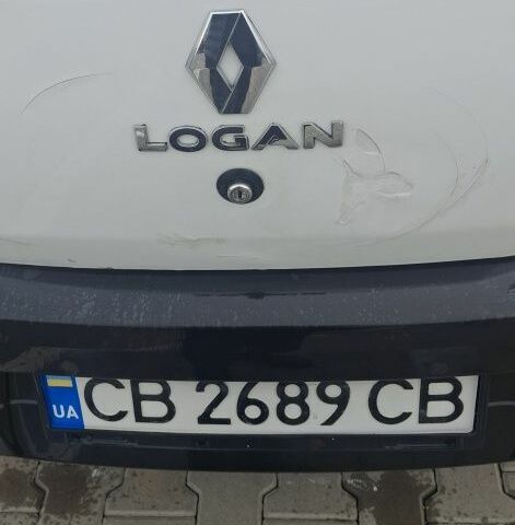 Білий Рено Логан, об'ємом двигуна 1.2 л та пробігом 450 тис. км за 3000 $, фото 5 на Automoto.ua
