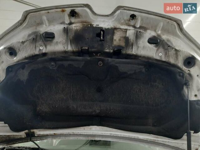 Білий Рено Логан, об'ємом двигуна 1.46 л та пробігом 230 тис. км за 4900 $, фото 23 на Automoto.ua