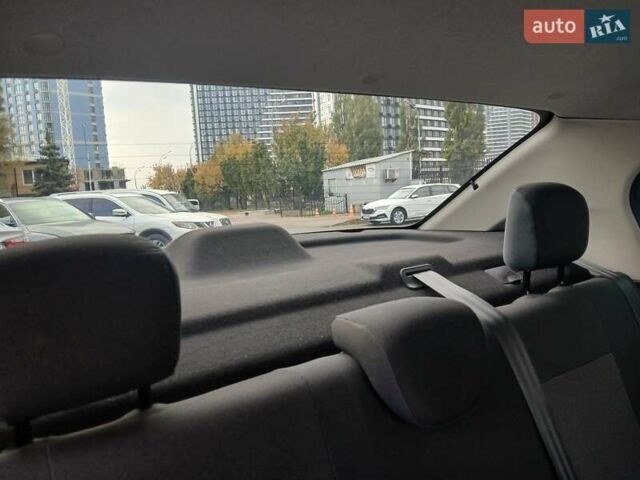 Белый Рено Логан, объемом двигателя 1.15 л и пробегом 61 тыс. км за 7700 $, фото 45 на Automoto.ua