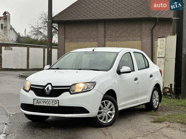 Білий Рено Логан, об'ємом двигуна 1.2 л та пробігом 277 тис. км за 4500 $, фото 2 на Automoto.ua