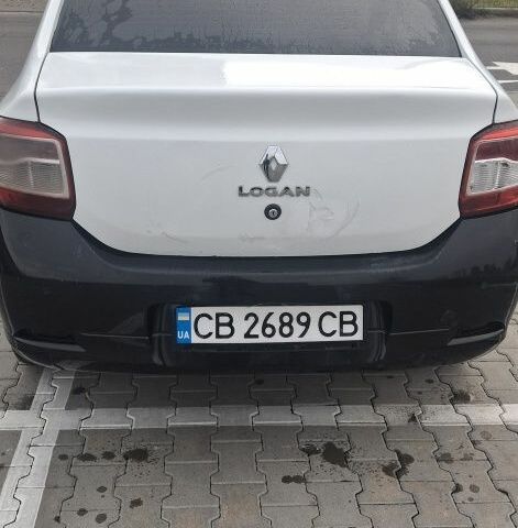 Білий Рено Логан, об'ємом двигуна 1.2 л та пробігом 450 тис. км за 3000 $, фото 2 на Automoto.ua