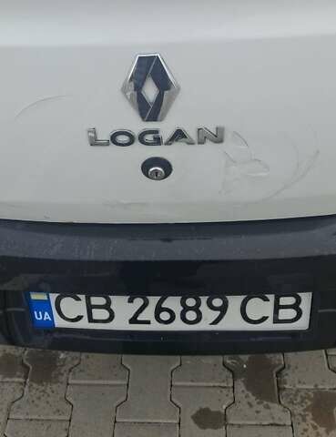 Белый Рено Логан, объемом двигателя 1.2 л и пробегом 450 тыс. км за 3000 $, фото 4 на Automoto.ua