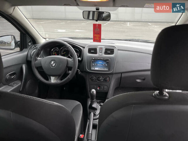 Білий Рено Логан, об'ємом двигуна 1.46 л та пробігом 230 тис. км за 4950 $, фото 8 на Automoto.ua