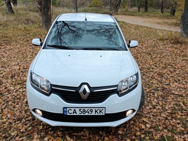 Белый Рено Логан, объемом двигателя 1.1 л и пробегом 217 тыс. км за 4850 $, фото 3 на Automoto.ua