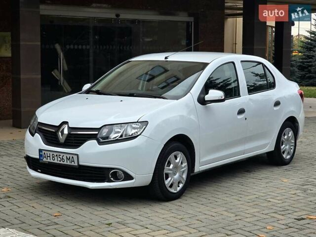 Белый Рено Логан, объемом двигателя 1.15 л и пробегом 140 тыс. км за 4600 $, фото 2 на Automoto.ua