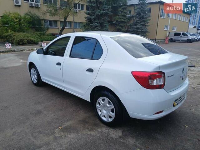 Белый Рено Логан, объемом двигателя 1.15 л и пробегом 61 тыс. км за 7700 $, фото 2 на Automoto.ua