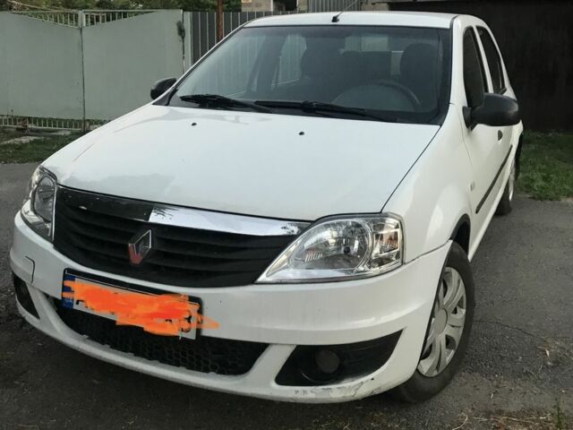 Белый Рено Логан, объемом двигателя 1.4 л и пробегом 192 тыс. км за 4200 $, фото 3 на Automoto.ua