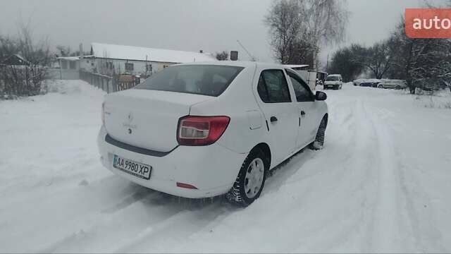 Білий Рено Логан, об'ємом двигуна 1.2 л та пробігом 304 тис. км за 3750 $, фото 2 на Automoto.ua