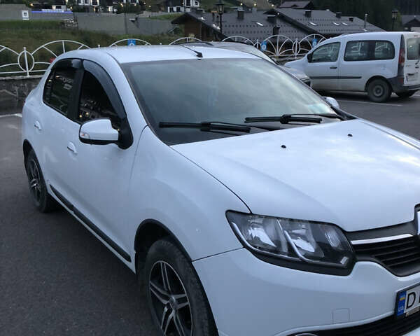 Белый Рено Логан, объемом двигателя 1.15 л и пробегом 243 тыс. км за 4500 $, фото 2 на Automoto.ua