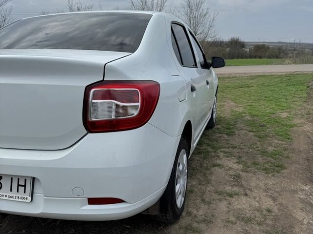 Белый Рено Логан, объемом двигателя 1.5 л и пробегом 124 тыс. км за 6500 $, фото 6 на Automoto.ua