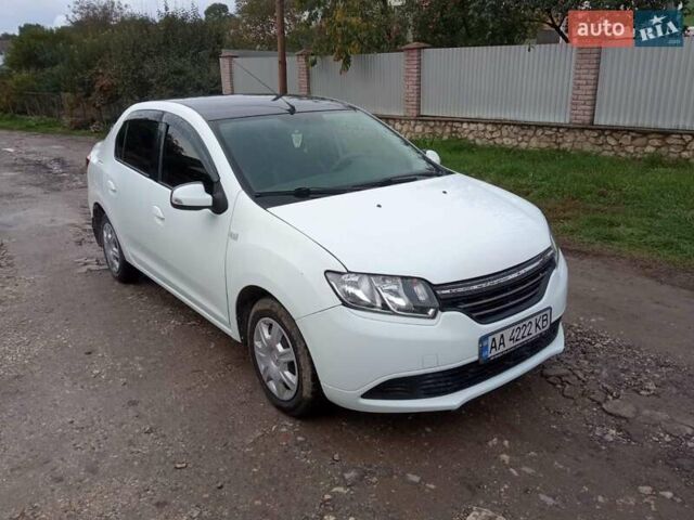 Белый Рено Логан, объемом двигателя 1.15 л и пробегом 218 тыс. км за 4700 $, фото 5 на Automoto.ua