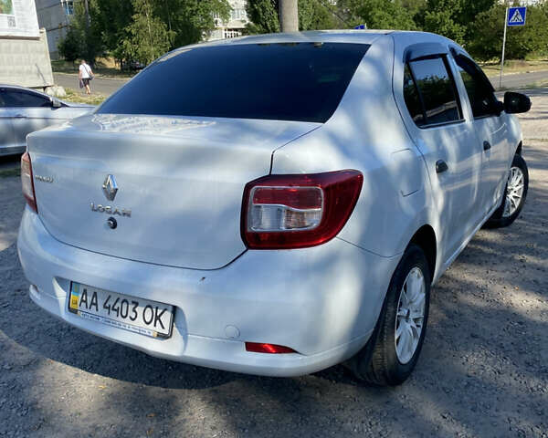Белый Рено Логан, объемом двигателя 1.46 л и пробегом 180 тыс. км за 6600 $, фото 5 на Automoto.ua