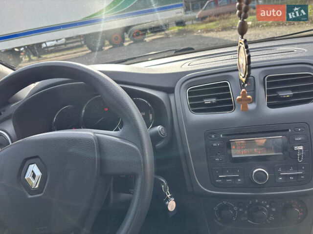 Белый Рено Логан, объемом двигателя 1.2 л и пробегом 180 тыс. км за 5800 $, фото 17 на Automoto.ua