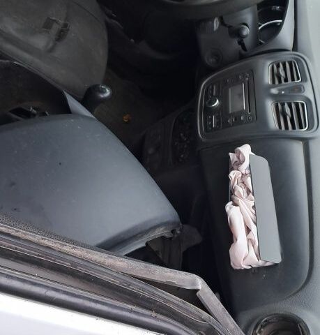 Білий Рено Логан, об'ємом двигуна 1.2 л та пробігом 180 тис. км за 1186 $, фото 2 на Automoto.ua