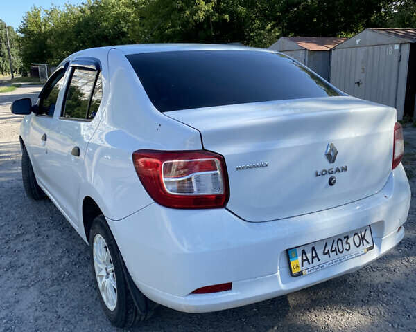 Белый Рено Логан, объемом двигателя 1.46 л и пробегом 180 тыс. км за 6600 $, фото 4 на Automoto.ua