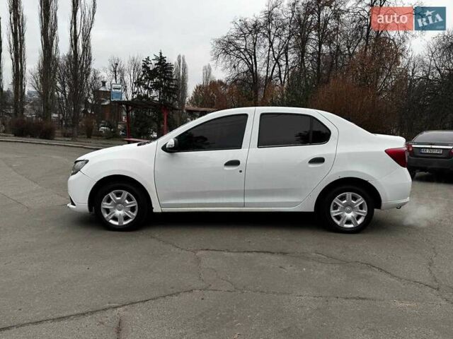 Белый Рено Логан, объемом двигателя 1.2 л и пробегом 390 тыс. км за 3690 $, фото 11 на Automoto.ua