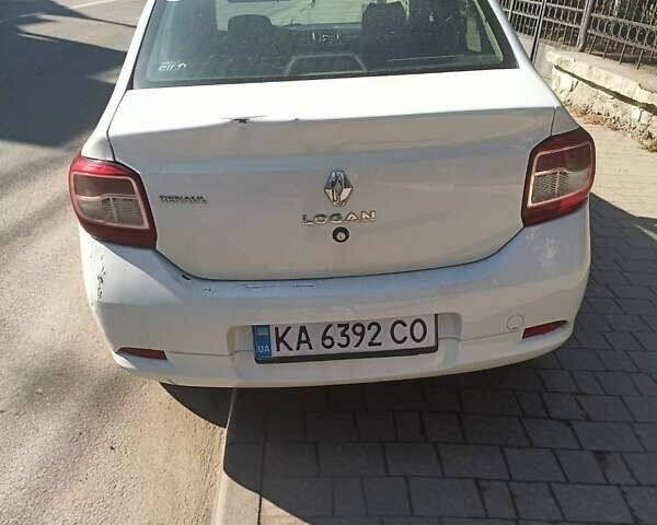 Белый Рено Логан, объемом двигателя 1.15 л и пробегом 188 тыс. км за 4300 $, фото 3 на Automoto.ua
