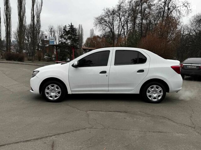 Білий Рено Логан, об'ємом двигуна 1.2 л та пробігом 390 тис. км за 3690 $, фото 11 на Automoto.ua