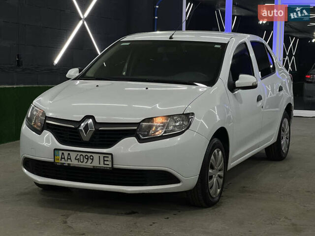 Білий Рено Логан, об'ємом двигуна 1.2 л та пробігом 197 тис. км за 5700 $, фото 22 на Automoto.ua