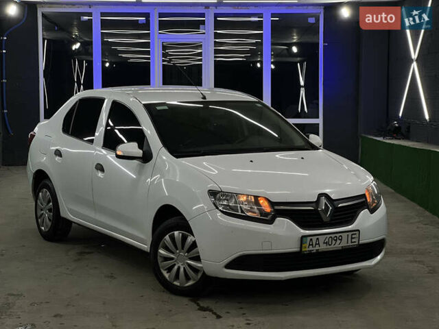 Білий Рено Логан, об'ємом двигуна 1.2 л та пробігом 197 тис. км за 5700 $, фото 1 на Automoto.ua