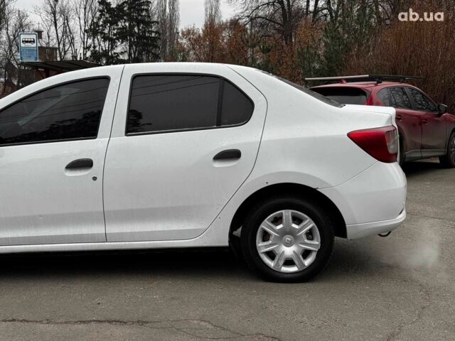 Білий Рено Логан, об'ємом двигуна 1.2 л та пробігом 390 тис. км за 3690 $, фото 9 на Automoto.ua
