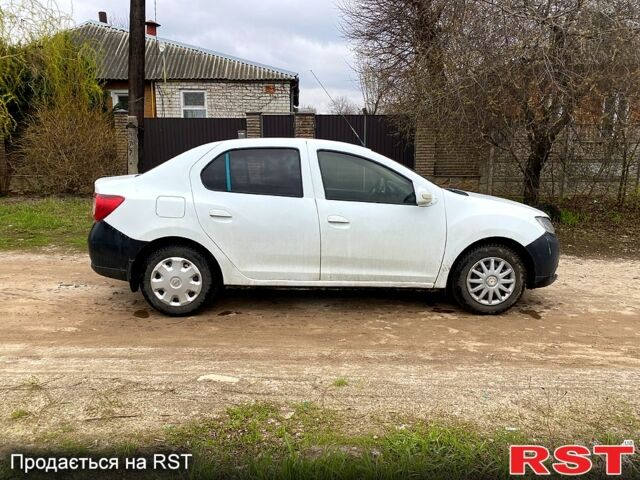 Білий Рено Логан, об'ємом двигуна 1.1 л та пробігом 342 тис. км за 1900 $, фото 3 на Automoto.ua