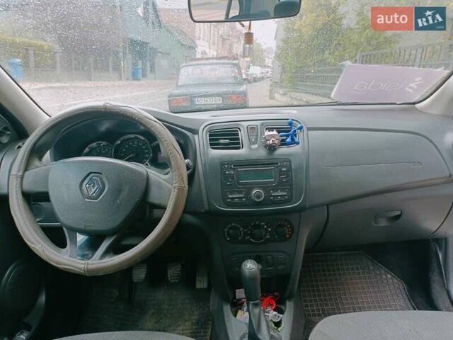 Белый Рено Логан, объемом двигателя 1.15 л и пробегом 188 тыс. км за 4300 $, фото 7 на Automoto.ua