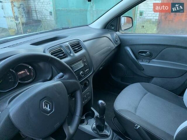 Белый Рено Логан, объемом двигателя 1.15 л и пробегом 178 тыс. км за 4450 $, фото 26 на Automoto.ua