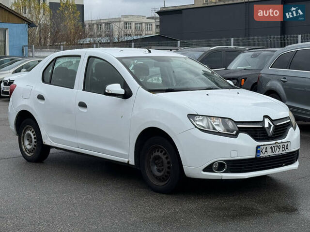 Белый Рено Логан, объемом двигателя 1.15 л и пробегом 180 тыс. км за 3500 $, фото 2 на Automoto.ua