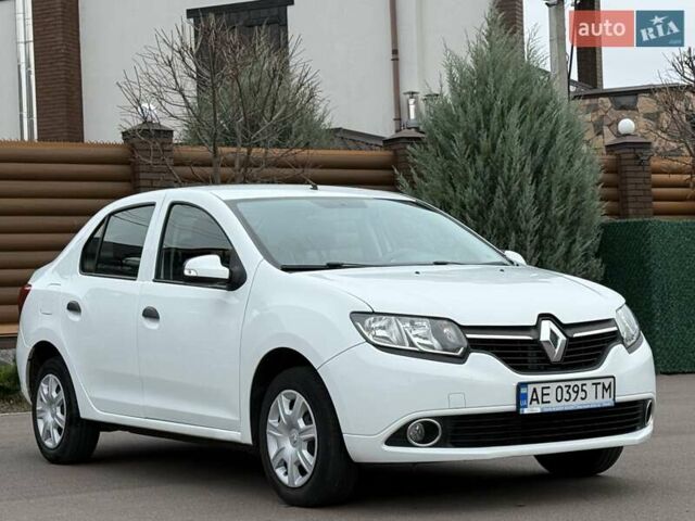 Белый Рено Логан, объемом двигателя 1.15 л и пробегом 148 тыс. км за 4800 $, фото 13 на Automoto.ua