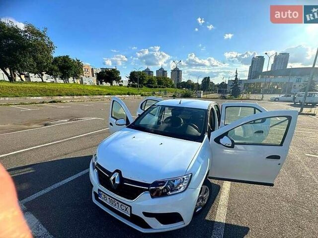 Белый Рено Логан, объемом двигателя 1.1 л и пробегом 198 тыс. км за 4400 $, фото 7 на Automoto.ua