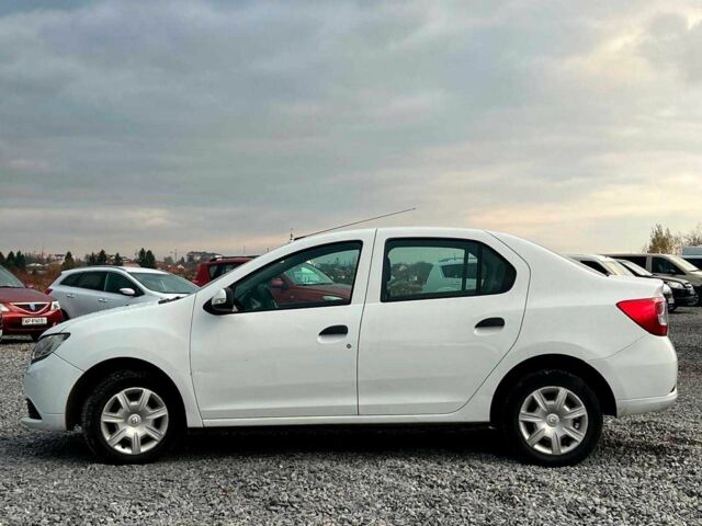 Білий Рено Логан, об'ємом двигуна 1.2 л та пробігом 170 тис. км за 5890 $, фото 3 на Automoto.ua