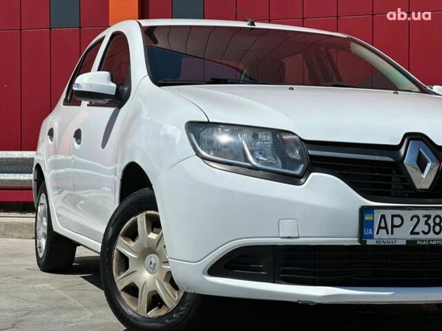 Белый Рено Логан, объемом двигателя 1.1 л и пробегом 180 тыс. км за 4700 $, фото 9 на Automoto.ua