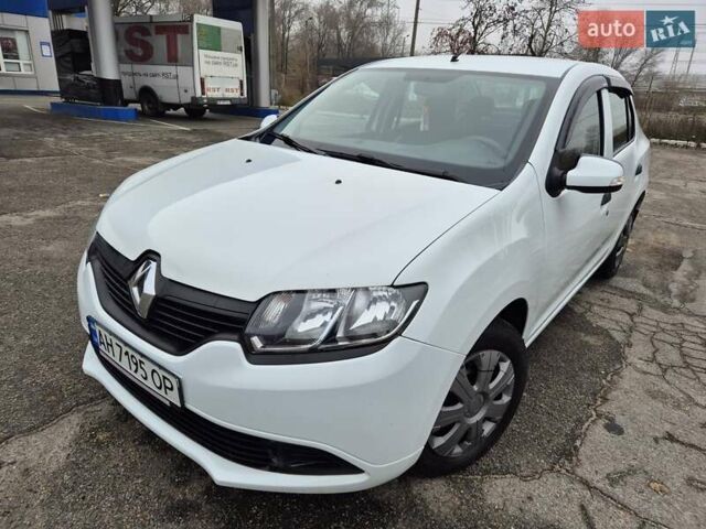 Белый Рено Логан, объемом двигателя 1.15 л и пробегом 114 тыс. км за 6500 $, фото 2 на Automoto.ua
