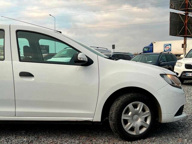 Білий Рено Логан, об'ємом двигуна 1.2 л та пробігом 170 тис. км за 5890 $, фото 10 на Automoto.ua