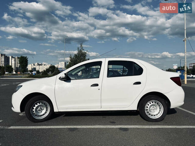 Білий Рено Логан, об'ємом двигуна 1.15 л та пробігом 153 тис. км за 5900 $, фото 3 на Automoto.ua