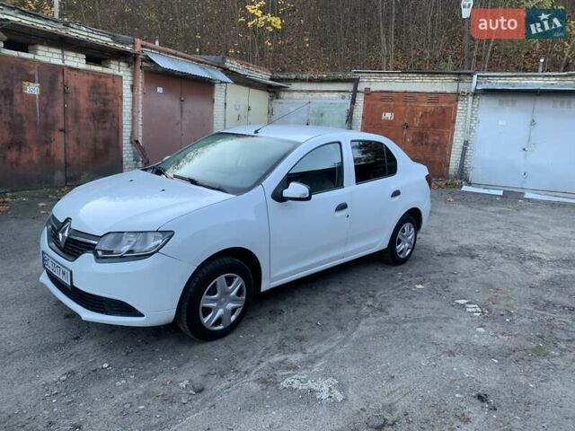 Рено Логан 2016 в Львове на Automoto.ua Белый Рено Логан, объемом двигателя 1.15 л и пробегом 178 тыс. км за 4650 $, фото 2 на Automoto.ua