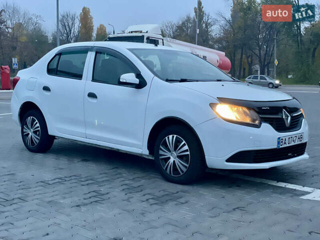 Белый Рено Логан, объемом двигателя 1.15 л и пробегом 166 тыс. км за 5799 $, фото 3 на Automoto.ua