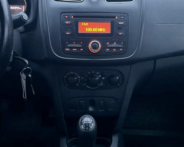 Белый Рено Логан, объемом двигателя 1.15 л и пробегом 166 тыс. км за 5799 $, фото 17 на Automoto.ua